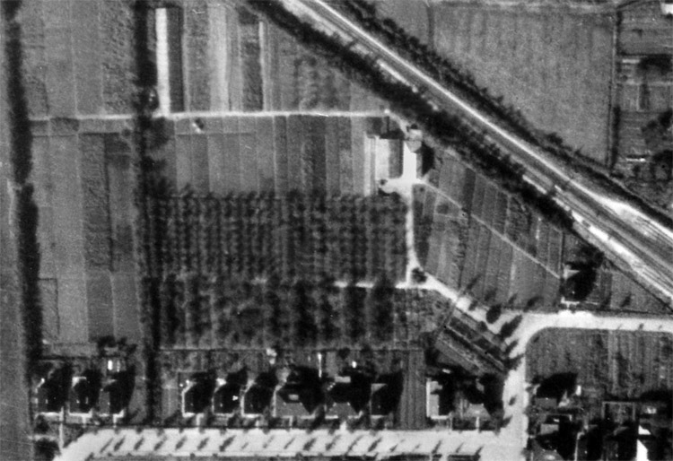 luchtfoto van de kruidhof in 1944