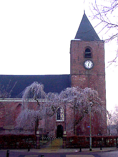 Nederlands Hervormde kerk 2002 met ijzel