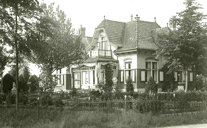 de villa naast de Singel