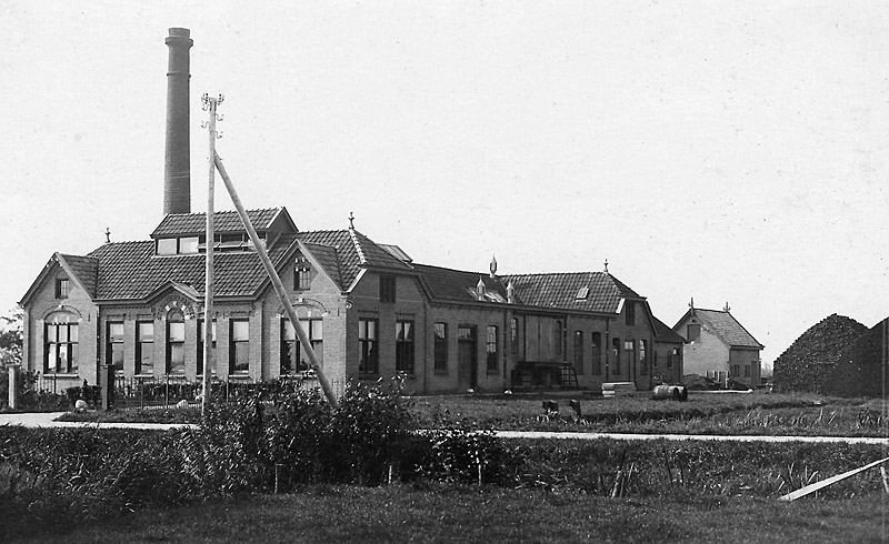 foto van de voormalige zuivelfabriek op lutjepost