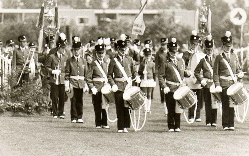 foto van muziekkorps concordia in 1973 tijdens het concours hippique
