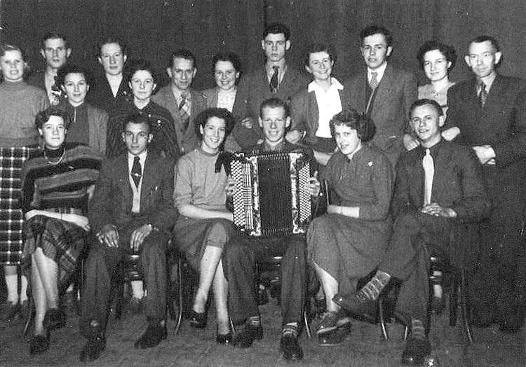 dansvereniging van Pultrum jaren '50