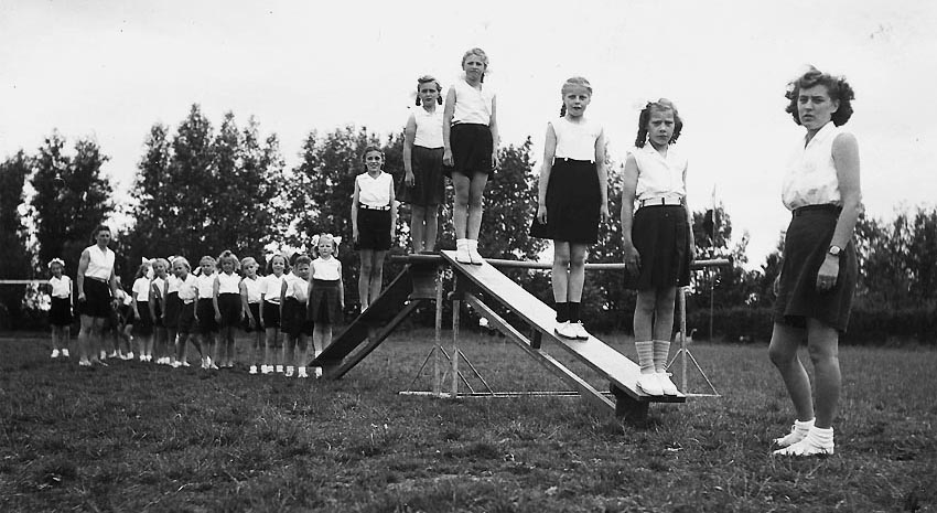 gymnastiekvereniging maas uitvoering 1949