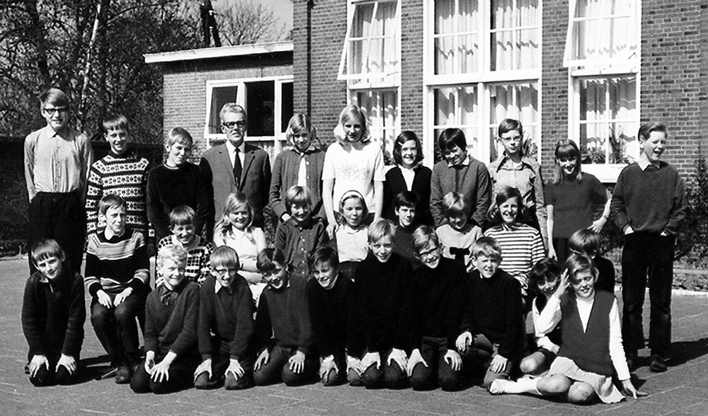 schoolfoto christelijke lagere school 1968 klas 6
