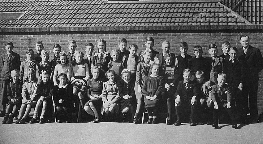 schoolfoto christelijke school 1947 schoolverlaters