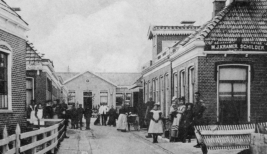 uitvergroting van foto schoolstraat rond 1904