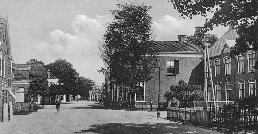 de Voorstraat ter hoogte hervormde pastorie 1932