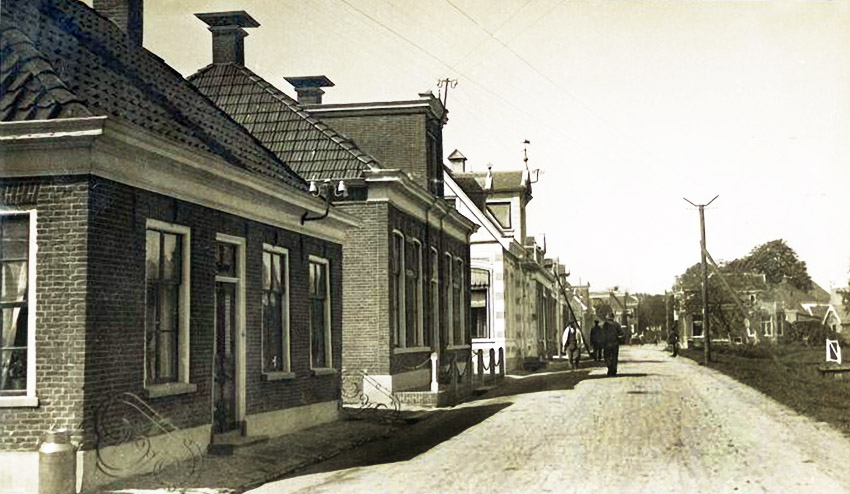 foto van de voorstraat rond 1916