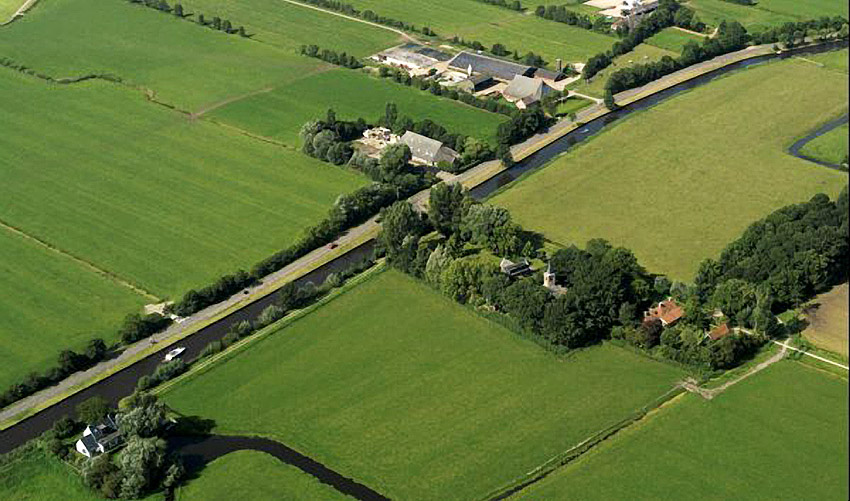 luchtfoto van Augsbuurt in 1995