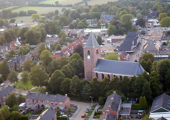 luchtfoto mariakerk en centrum in 2003