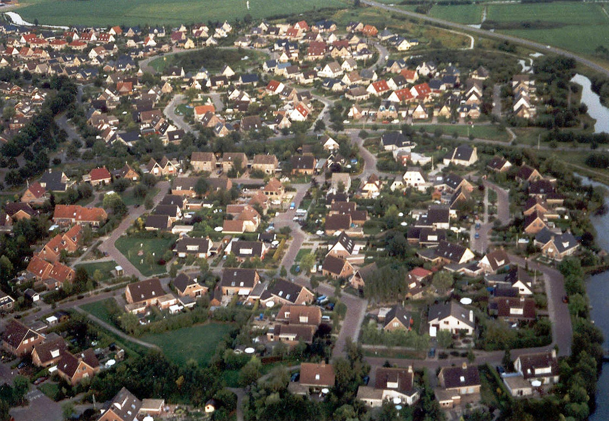 luchtfoto van zuidwest buitenpost in 2003